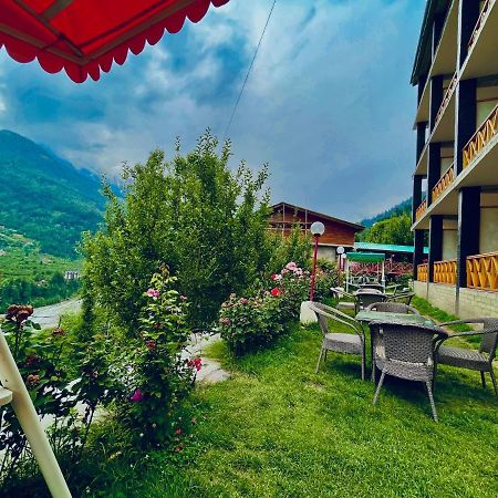 Naina Spring Resort, Manali - Away From City Hustle Экстерьер фото